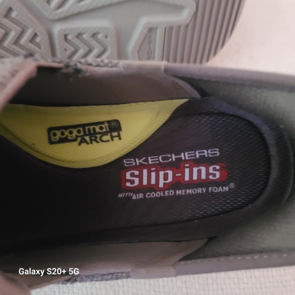 Sketchers slip ins - Picture 4 of 5